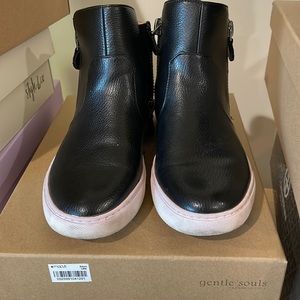 Leather tennis shoe booties in black